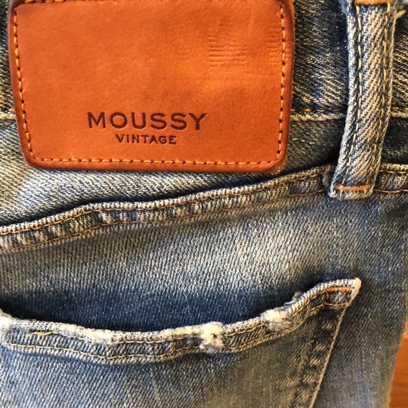 MOUSSY VINTAGE DISTRESSED GLENDELE SKINNY JEANS - Picture 5 of 11